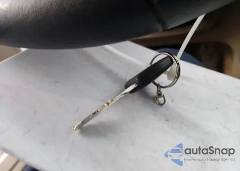 2000 Honda Accord 2.3 Ex from USA, damaged, VIN 1HGCG3273YA026068